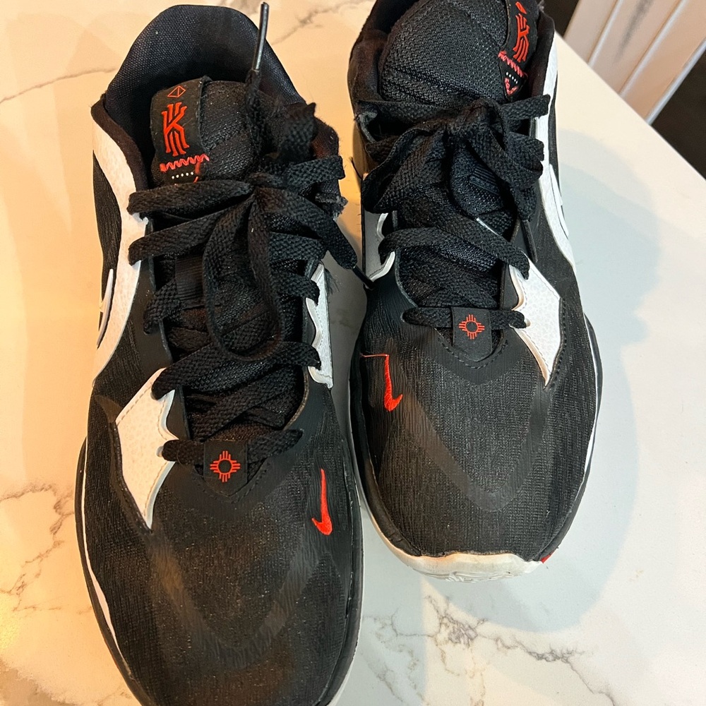 Nike Black and Red Athletic Shoes